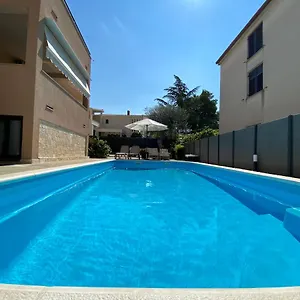 Apartment Borik Hills